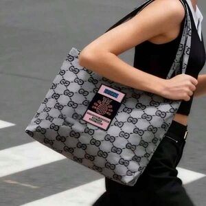 Gucci GWP gray tote bag